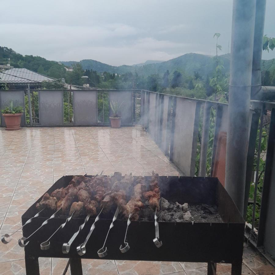 Belas House With Terrace Kutaisi Bagian luar foto